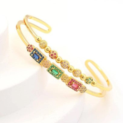 Bracelet multicolore avec des pierre zircones cubiques en cuivre